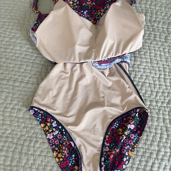 Honeymark Rue Swim Romper in Gardenia - Picture 6 of 7